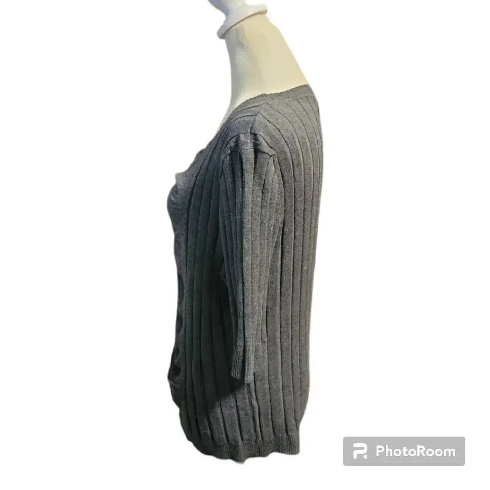 Roz & Ali Rouched Buttoned Gray Top Women's Size Petite Large